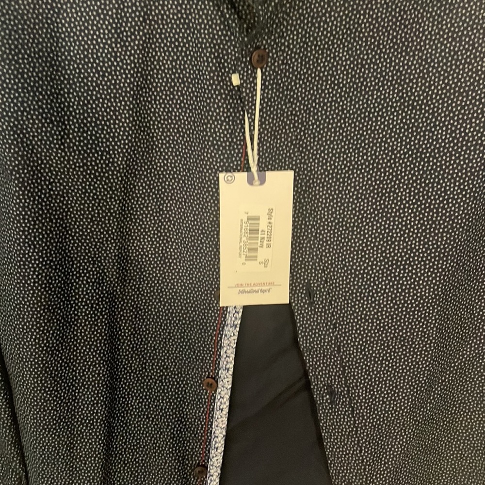 New Men’s long sleeve navy blue shirt with small white design-size small. - Picture 3 of 8